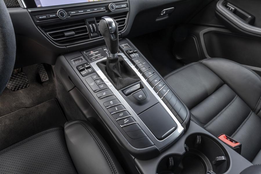 Детали интерьера Porsche Macan S (95B) 2018 года  (WW) (фото 232 из 235)